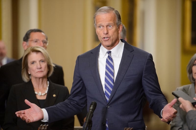 熊恩(John Thune)- 參議院多數派領袖(美聯社資料圖片)